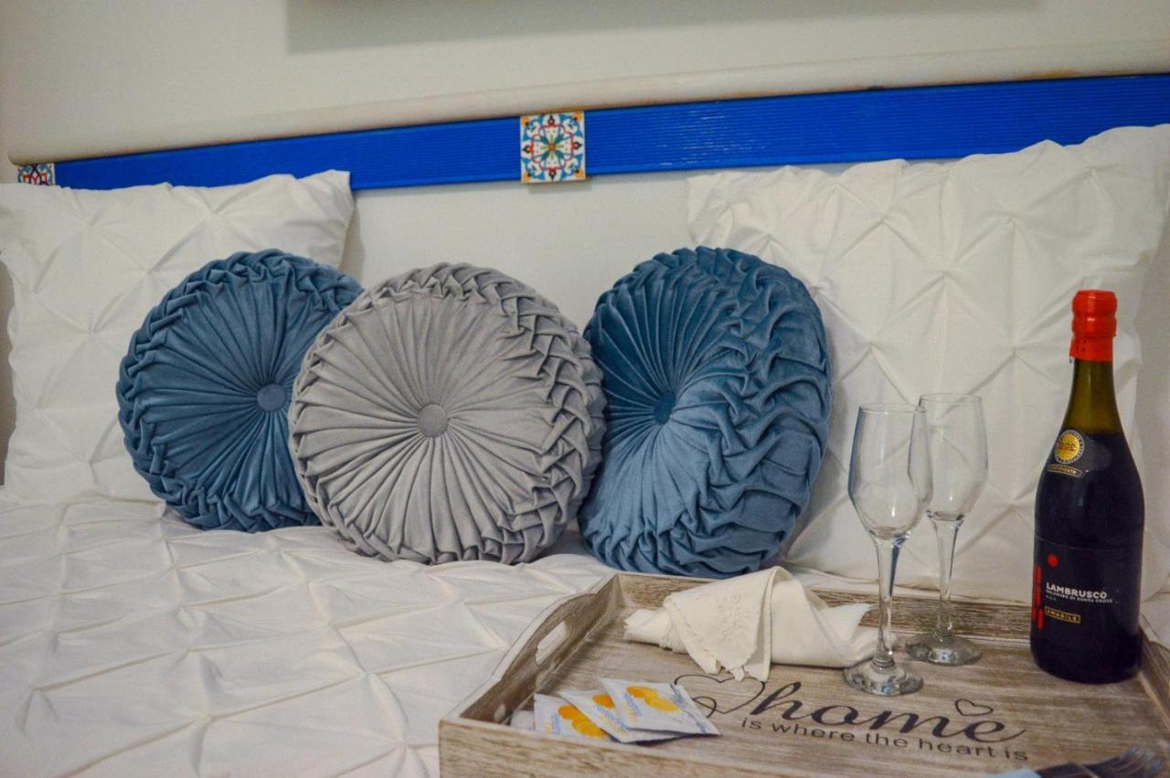 Emerella Luxury Suites-Siderno Lungomare エクステリア 写真