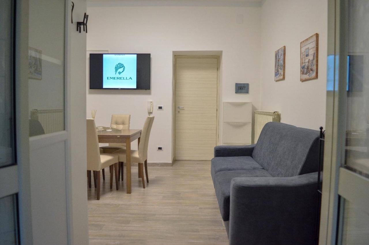Emerella Luxury Suites-Siderno Lungomare エクステリア 写真