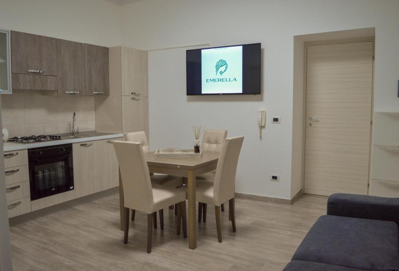 Emerella Luxury Suites-Siderno Lungomare エクステリア 写真