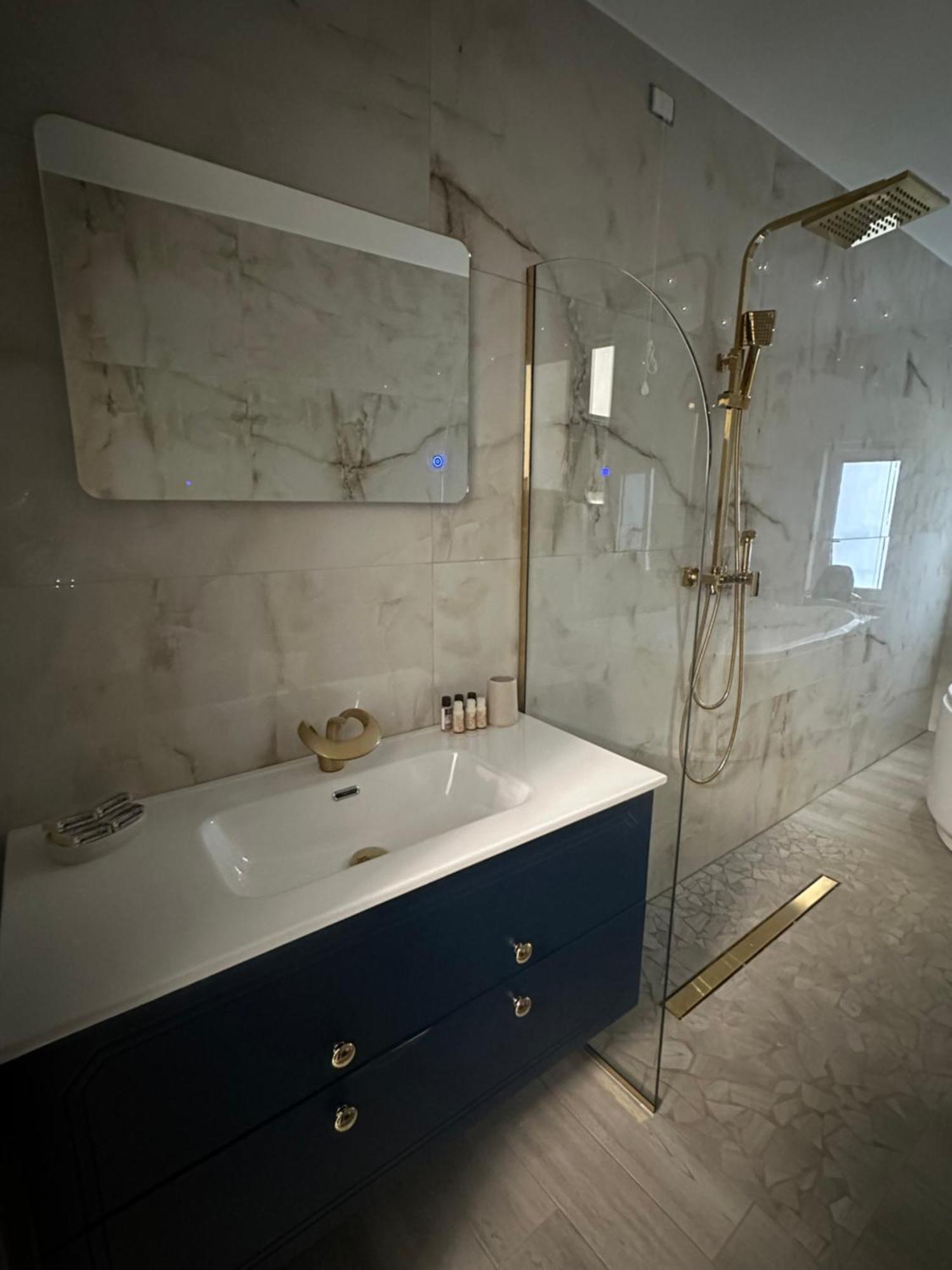 Emerella Luxury Suites-Siderno Lungomare エクステリア 写真