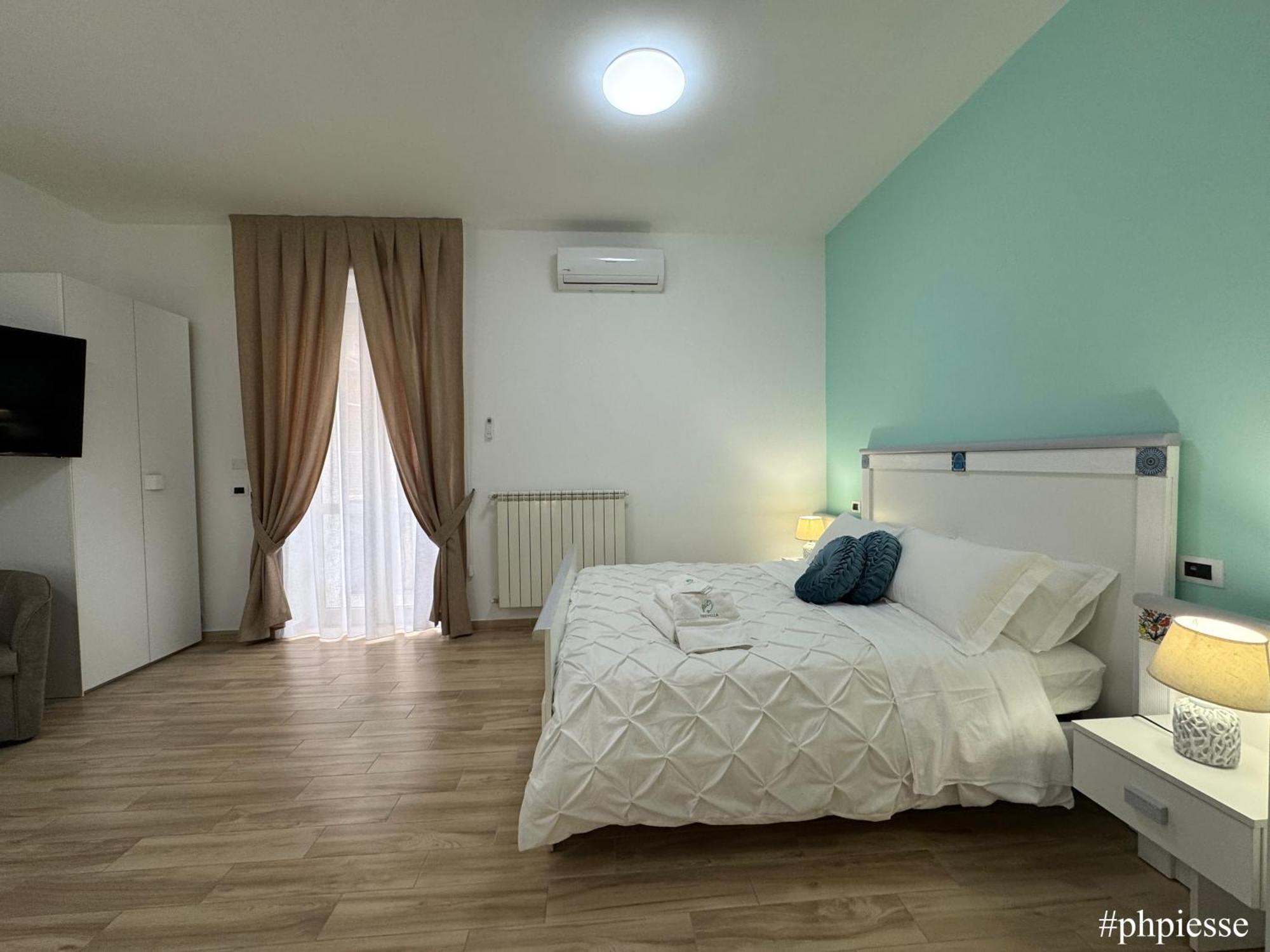 Emerella Luxury Suites-Siderno Lungomare エクステリア 写真