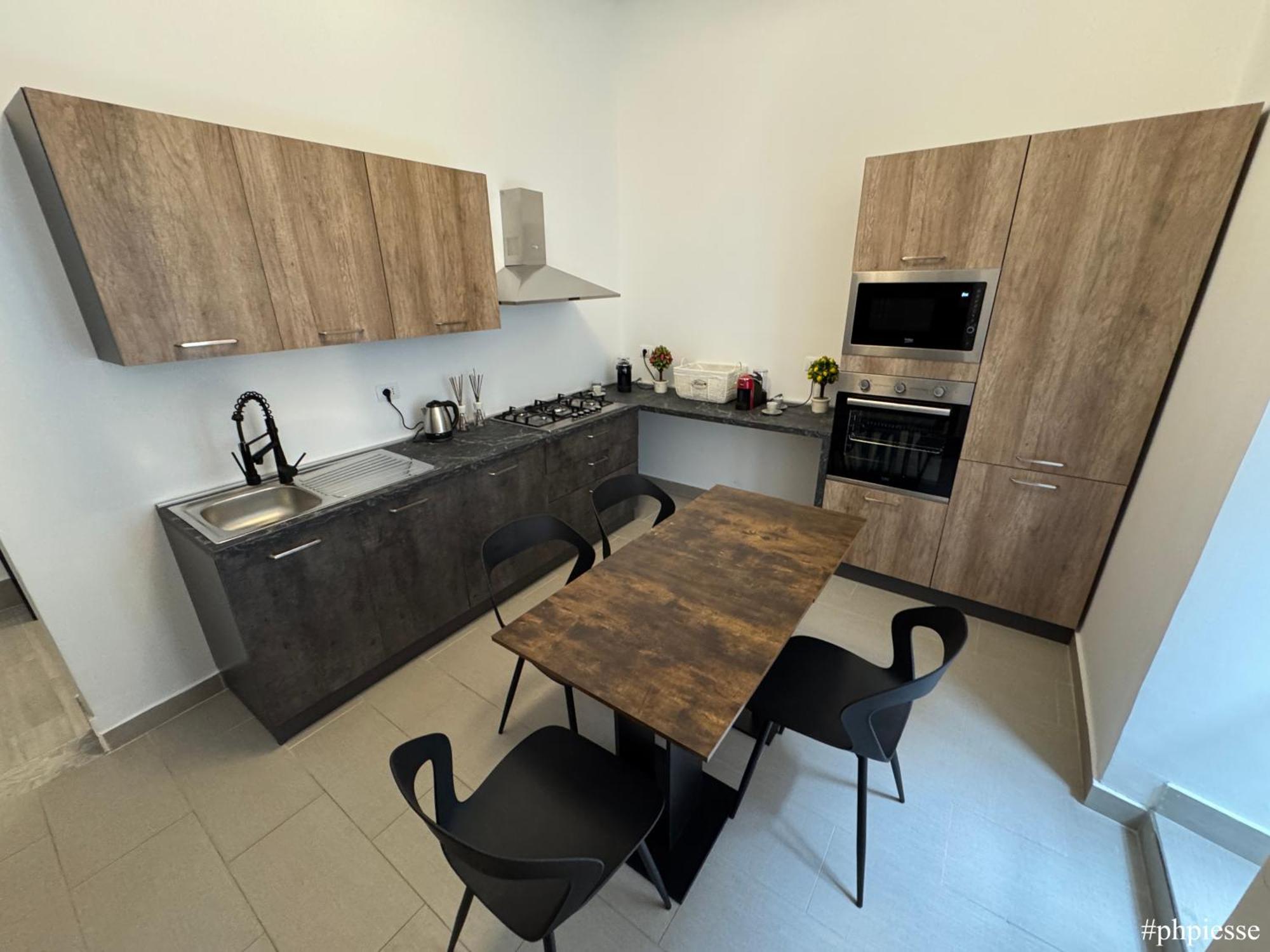 Emerella Luxury Suites-Siderno Lungomare エクステリア 写真