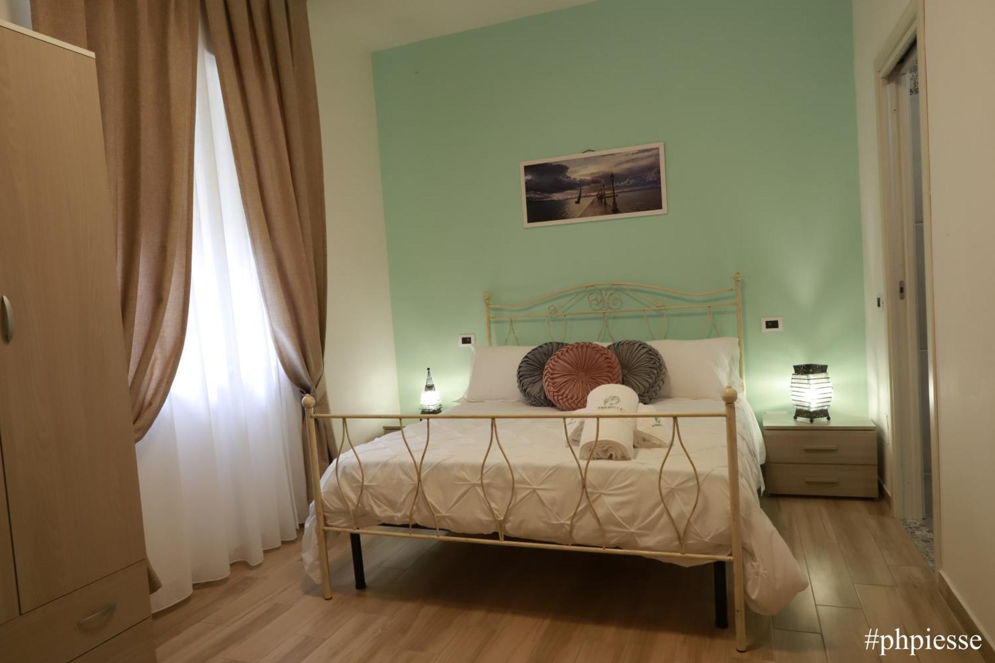 Emerella Luxury Suites-Siderno Lungomare エクステリア 写真