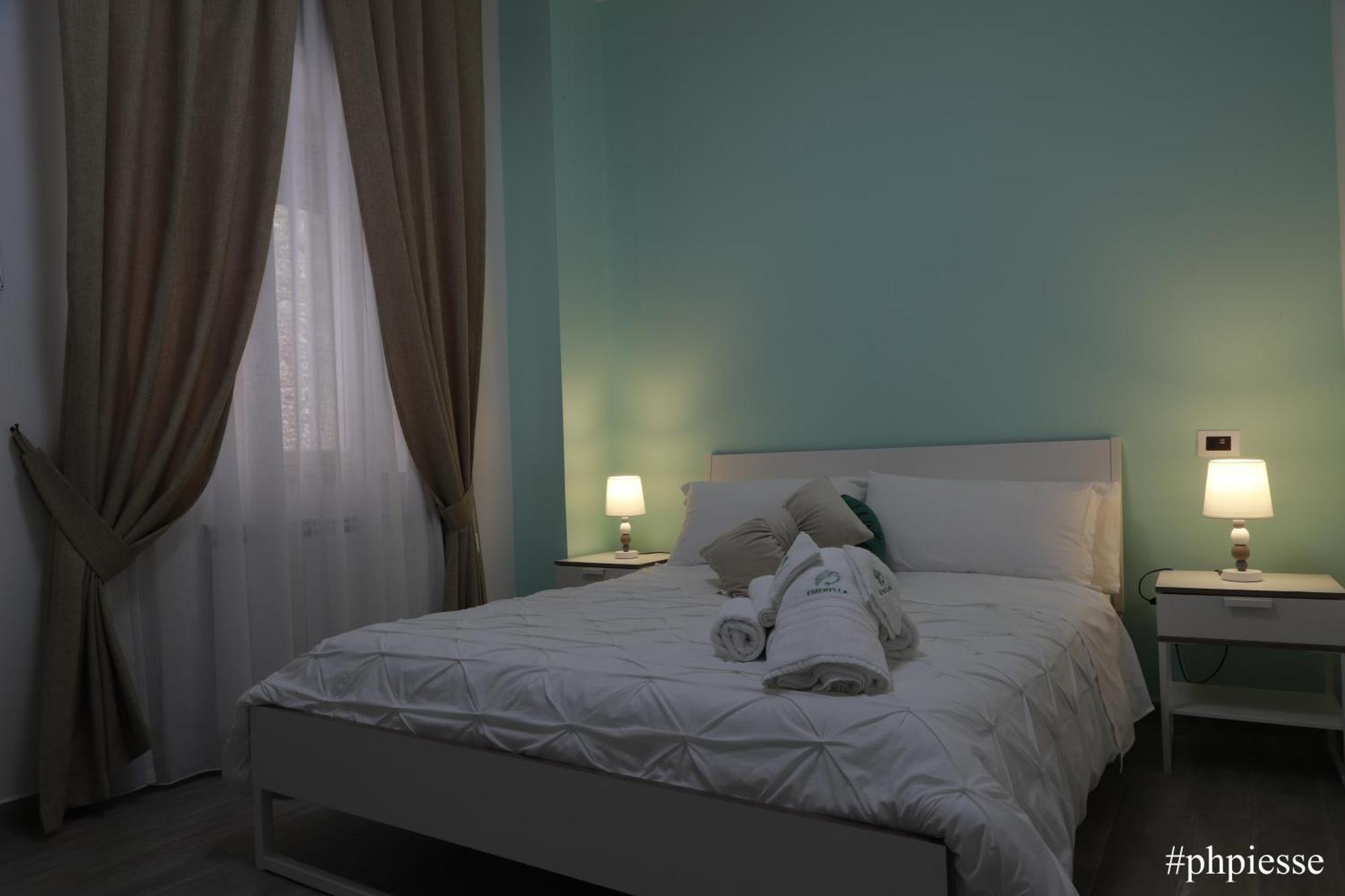 Emerella Luxury Suites-Siderno Lungomare エクステリア 写真
