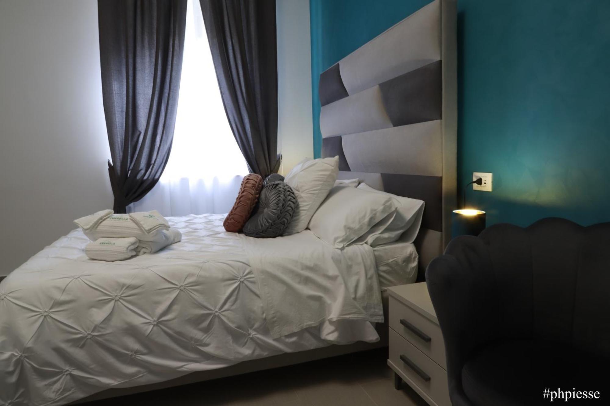 Emerella Luxury Suites-Siderno Lungomare エクステリア 写真